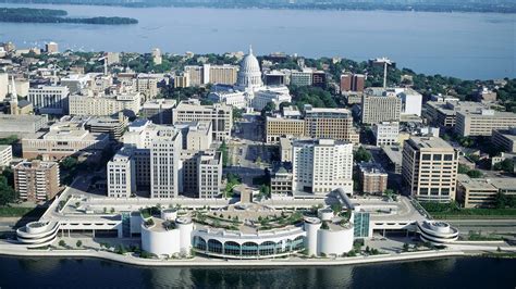 madison wisconsin metro population